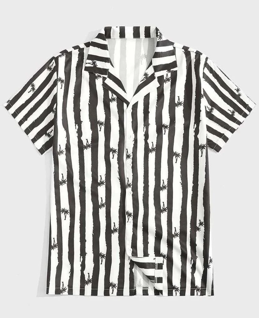 Camisa con estampado de palmera