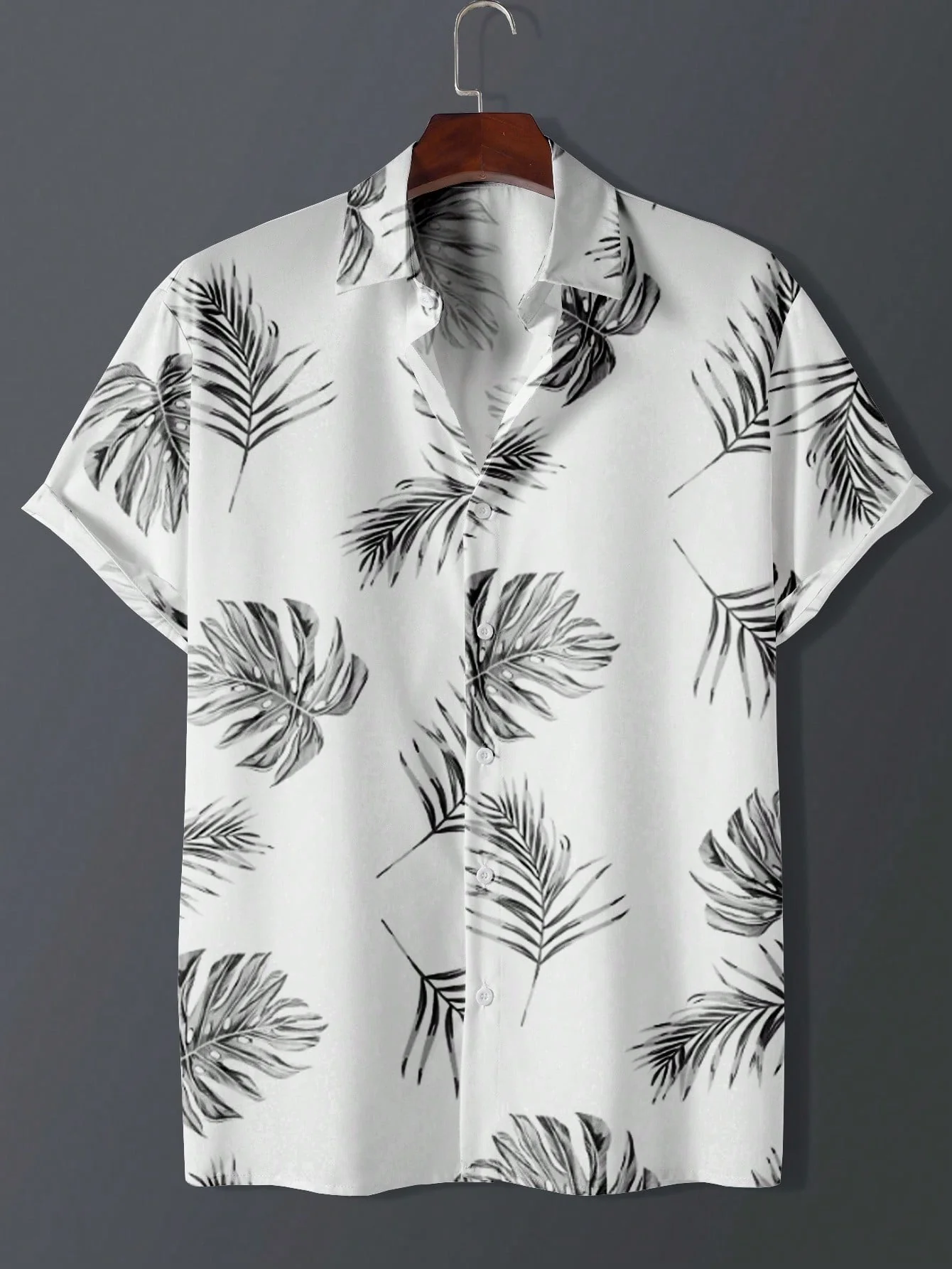 Camisa con estampado tropical