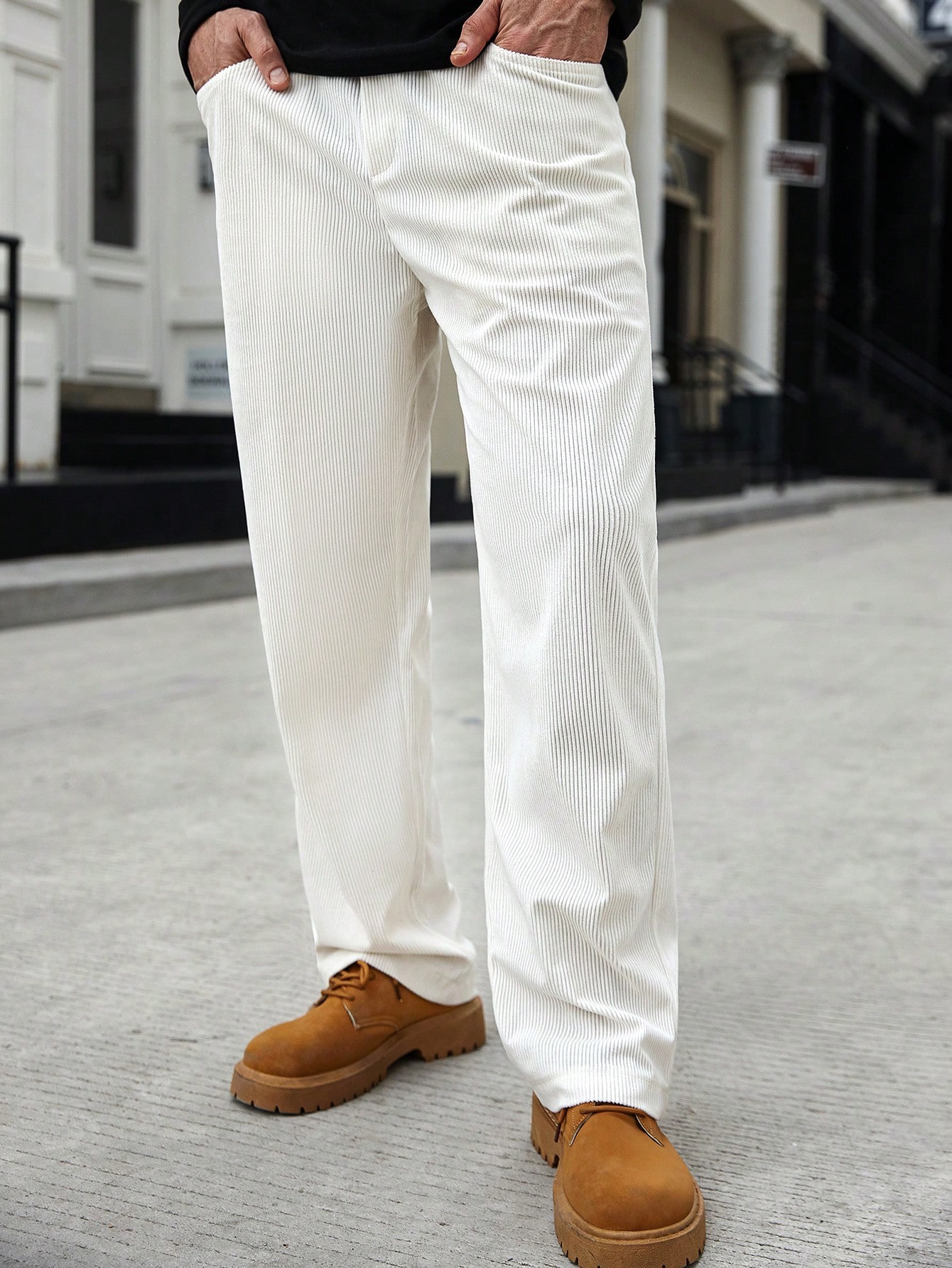 Pantalón casual de pana liso