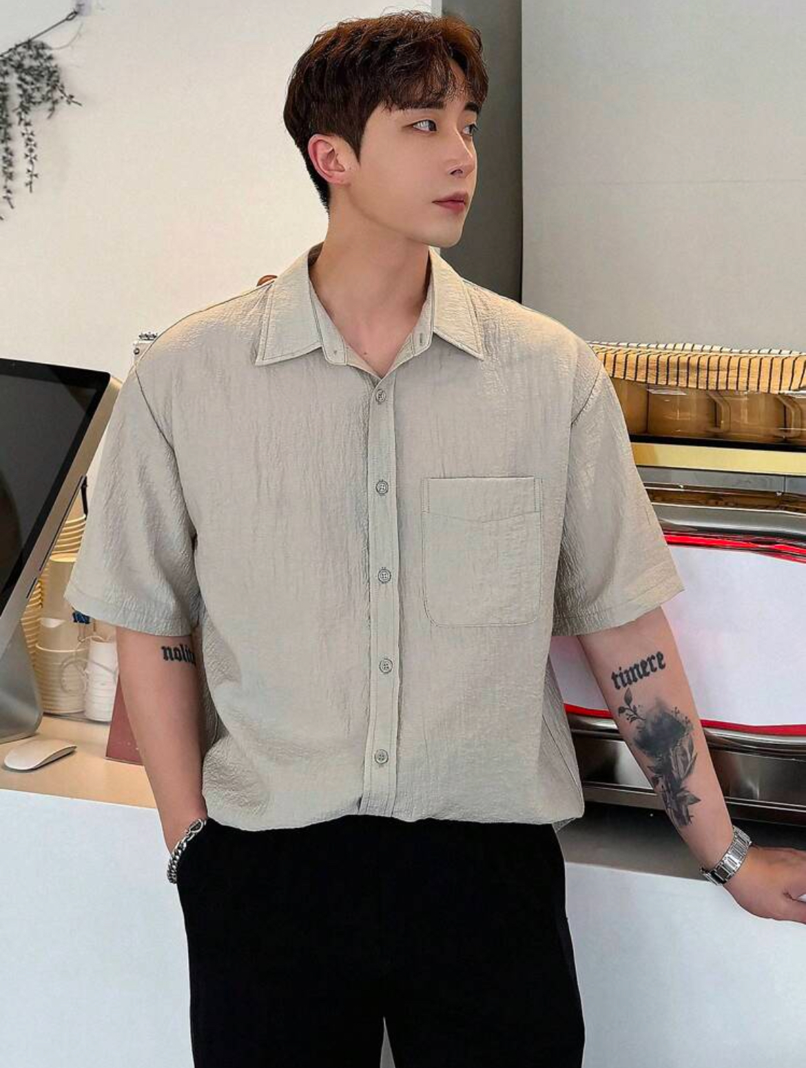 DAZY Camisa con bolsillo unicolor