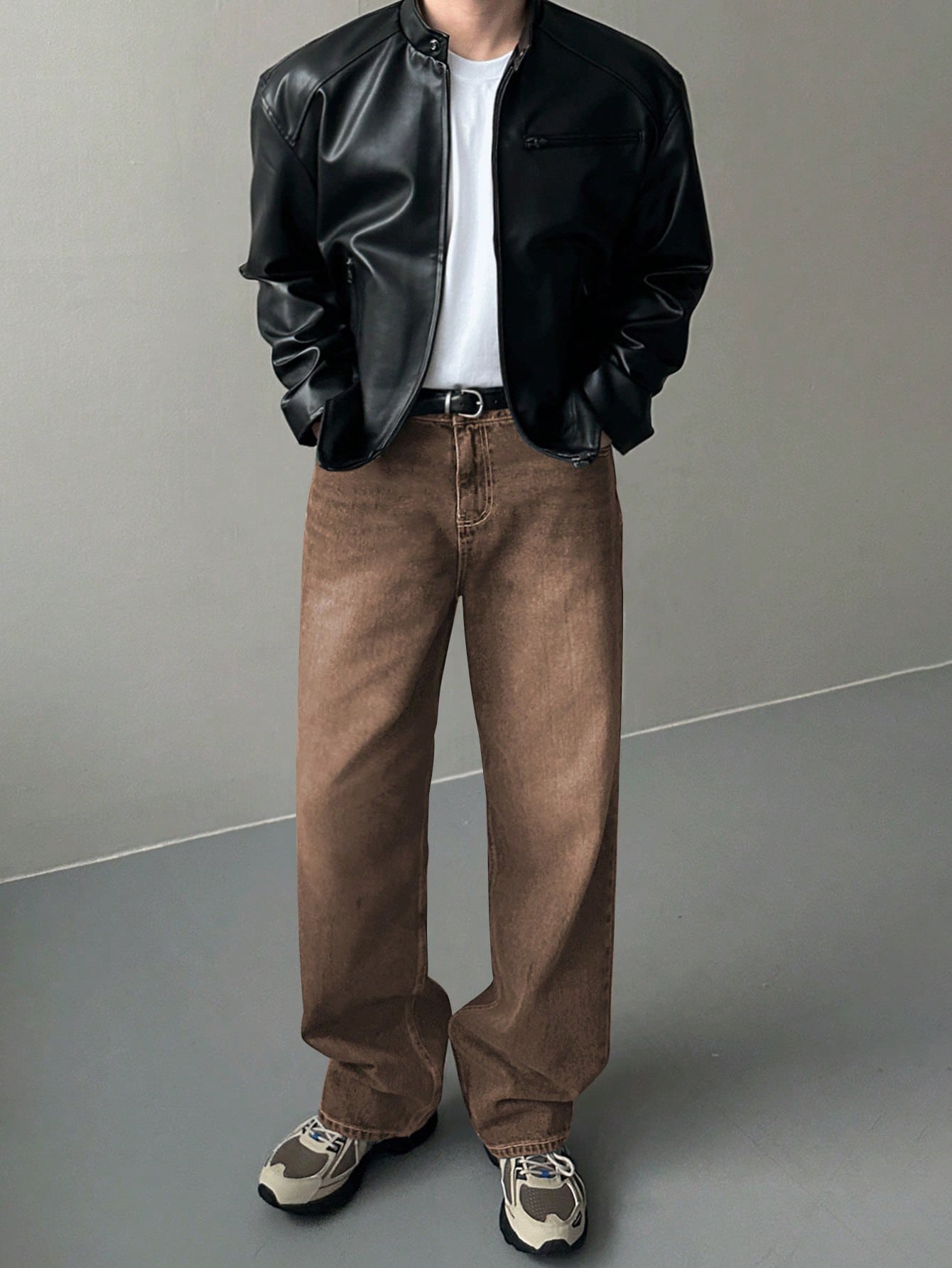 L(36) - DAZY jeans de corte recto