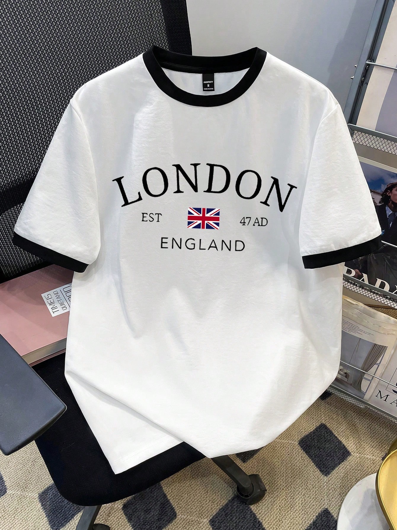 Camiseta con contraste