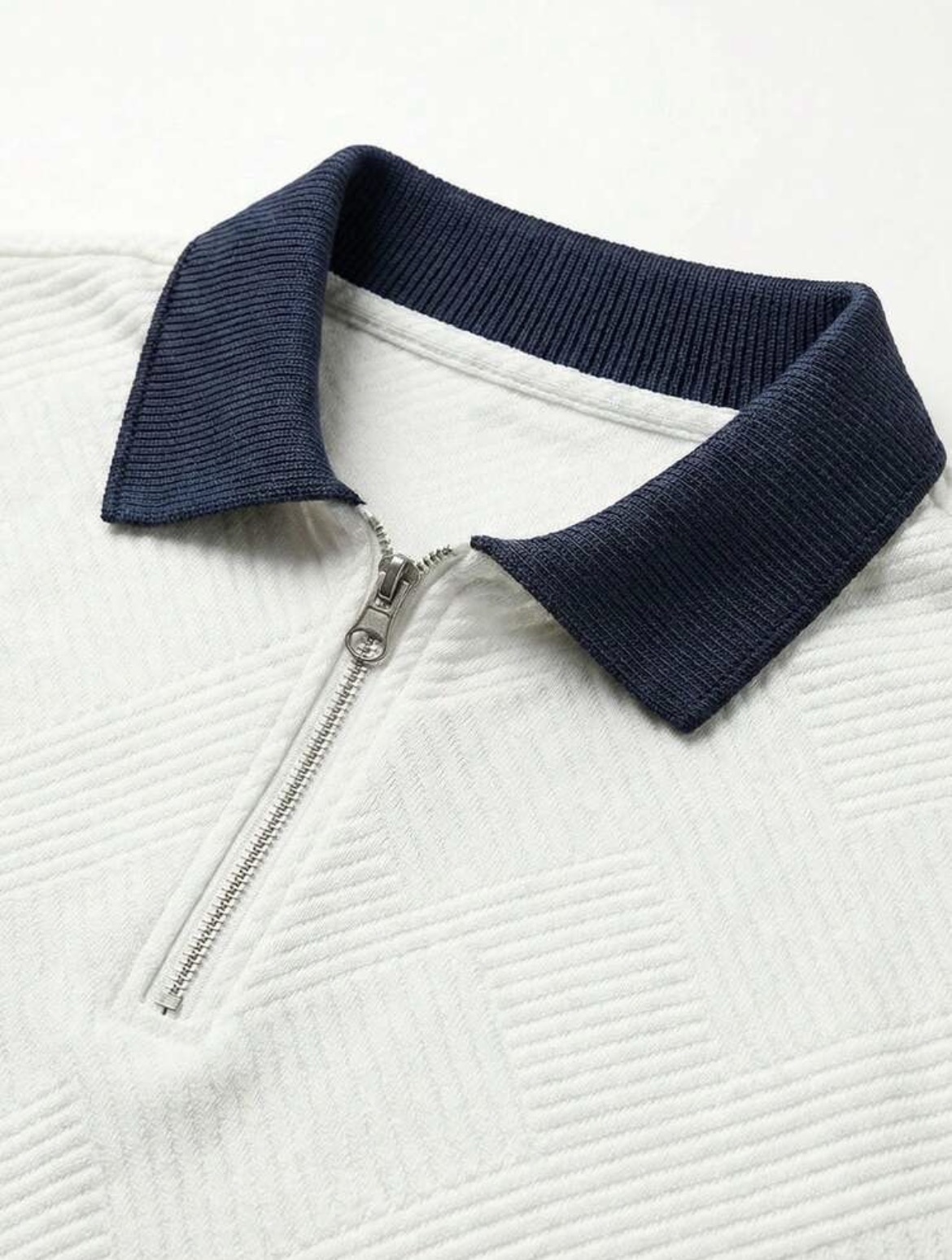 M - Polo con textura