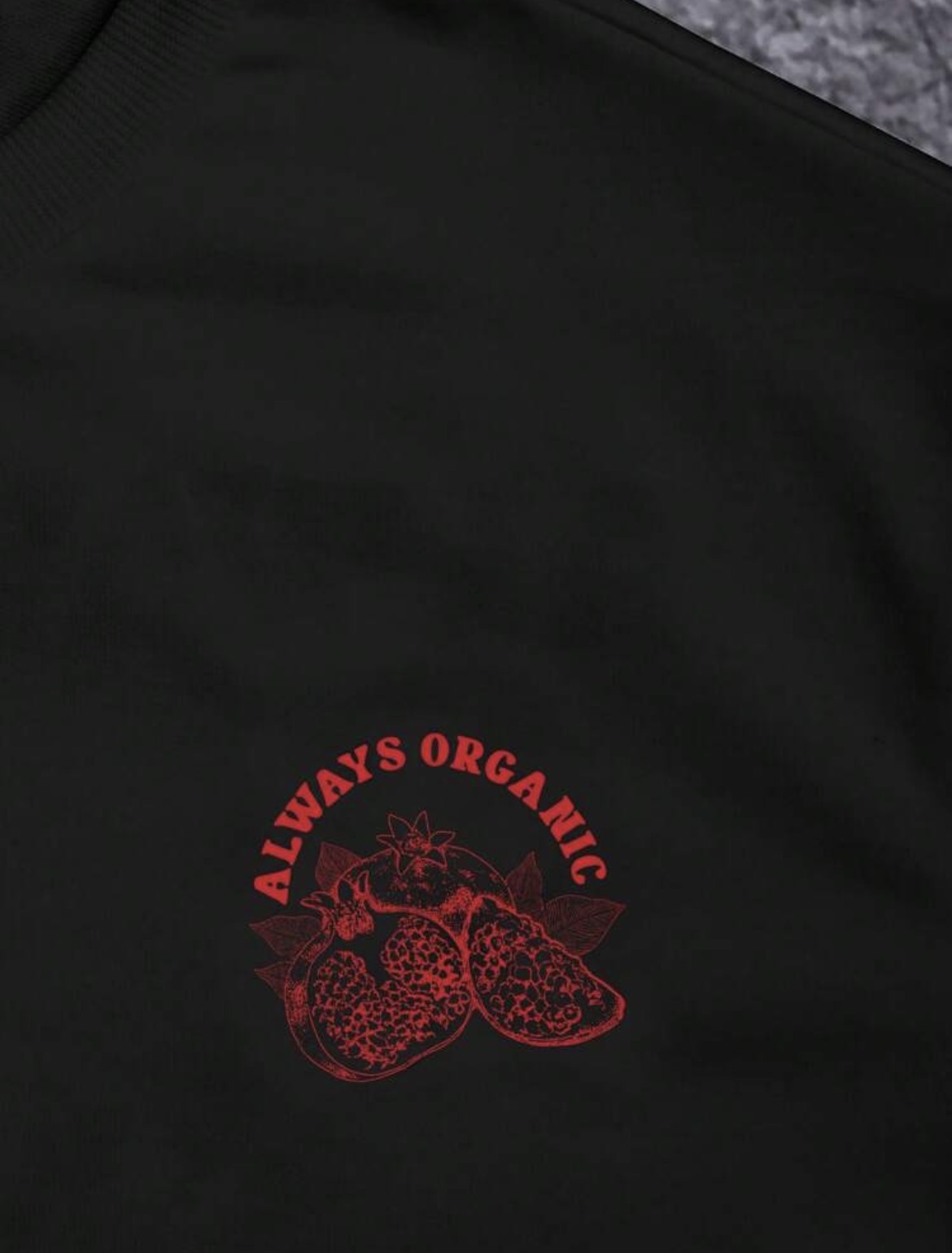 L - Camiseta con estampado